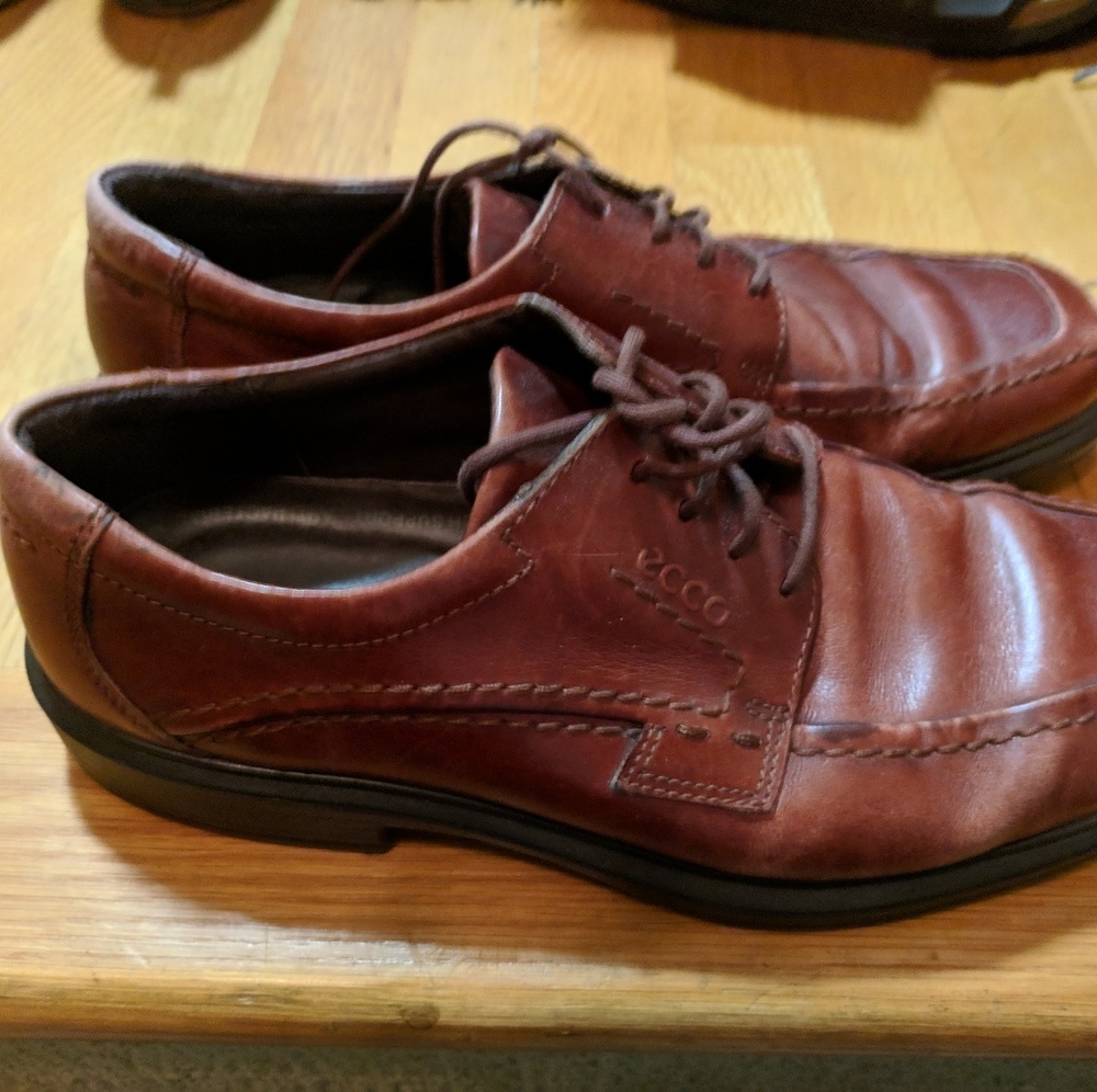 Ecco dress shoe